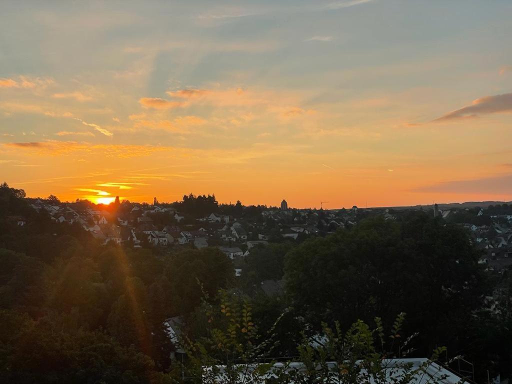 Mayen, Im Mohren, Privatzimmer Nr2, Waldrand, Nahe Nurburgring & Burg Eltz, Gemeinschaftsbad Kültér fotó